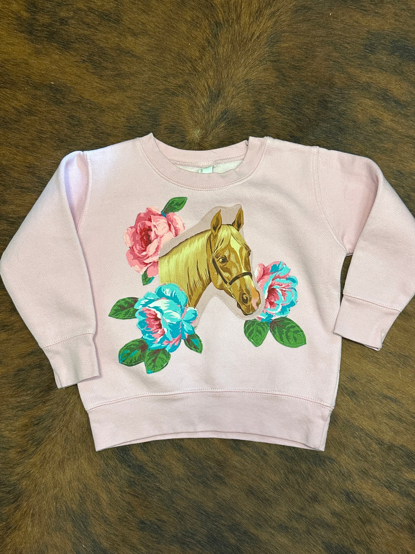 Horse & Turquoise Roses on Pink, Size 2T