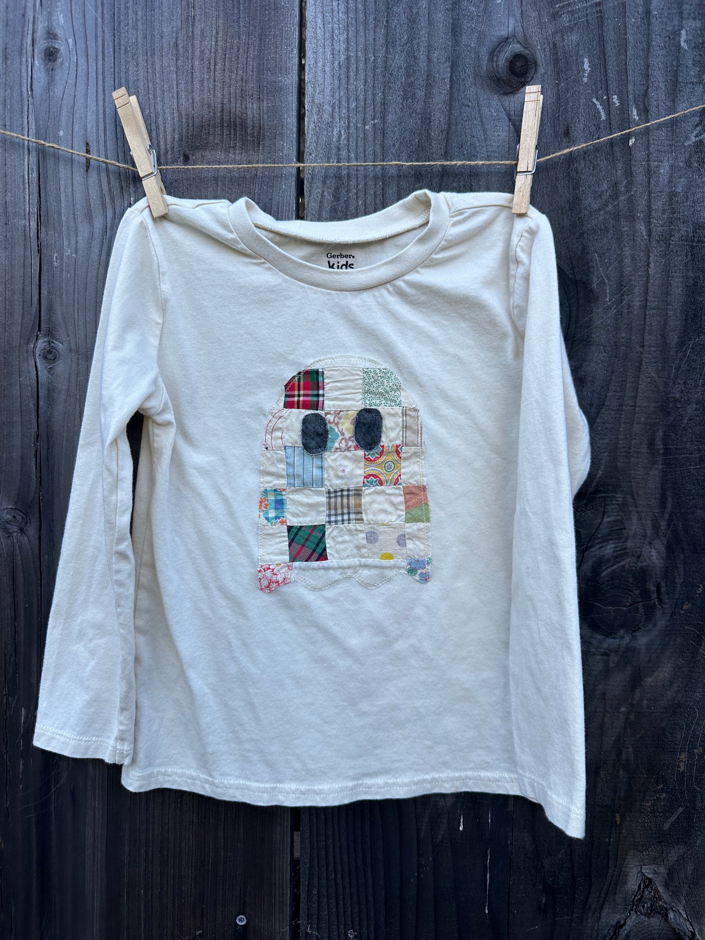 Friendly Quilted Ghost Long Sleeve Tee, 4T