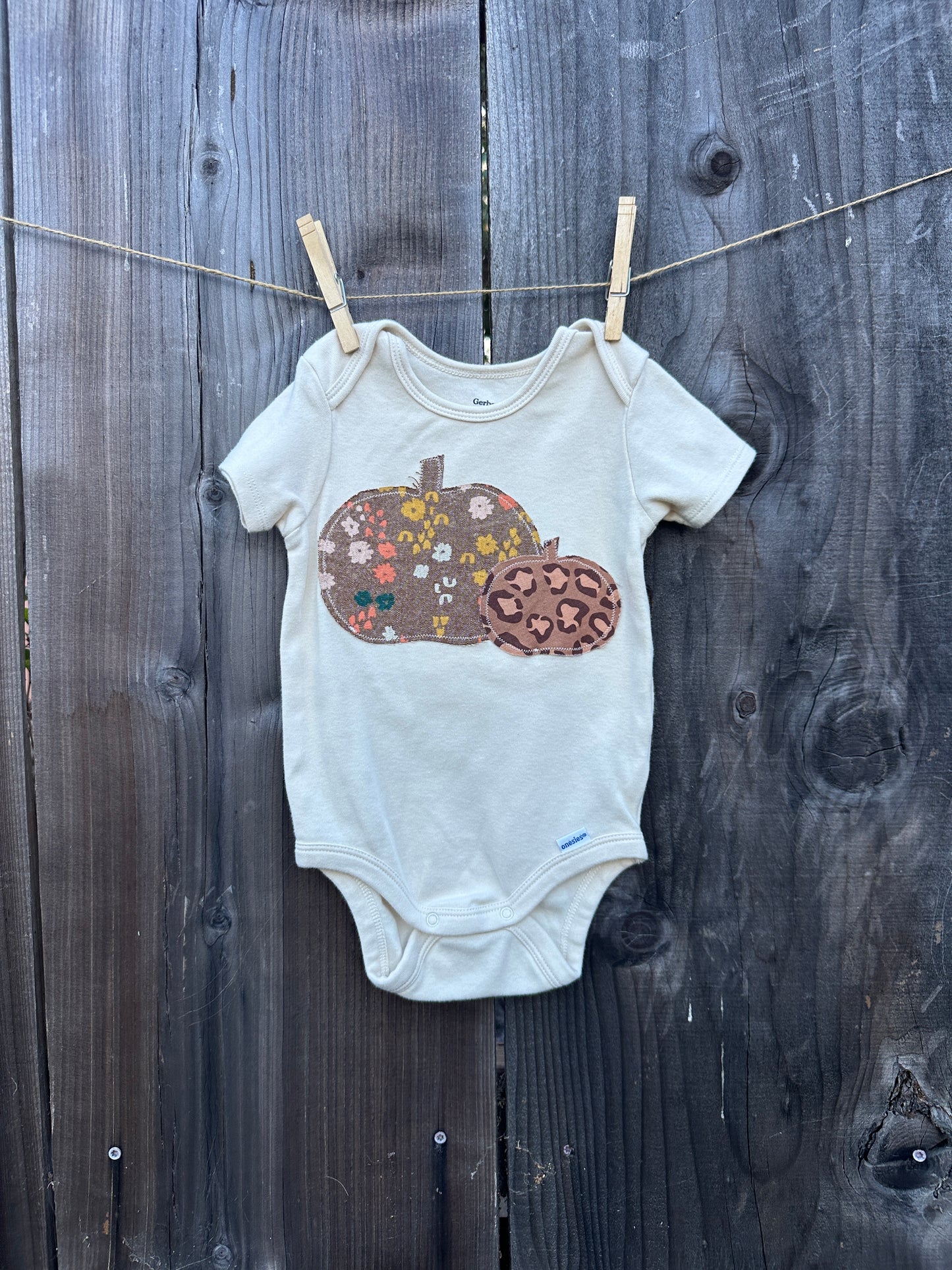 Floral & Leopard Pumpkins Onesie, 12 mons.