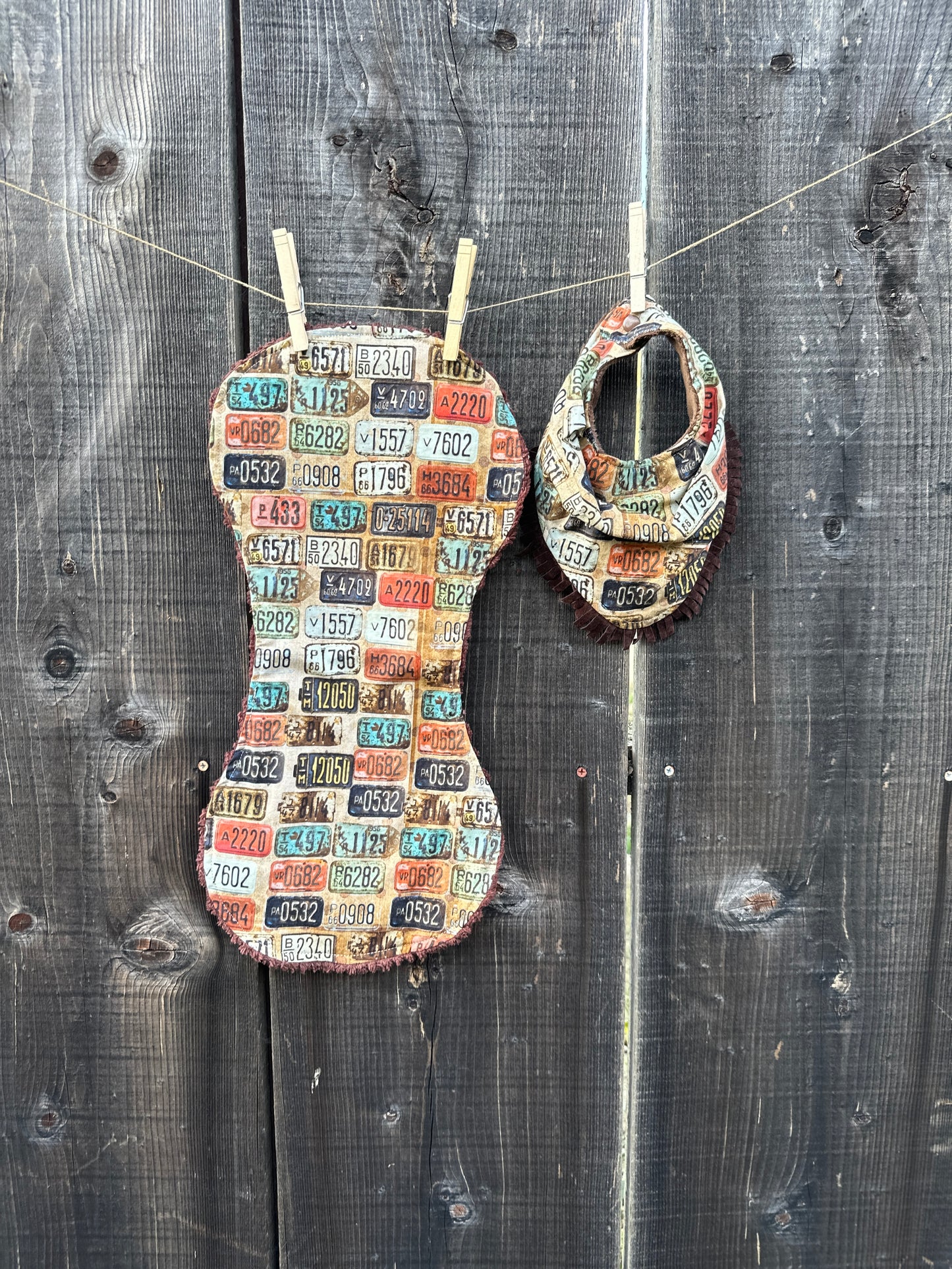 Vintage License Plate Bib & Burp Cloth Set