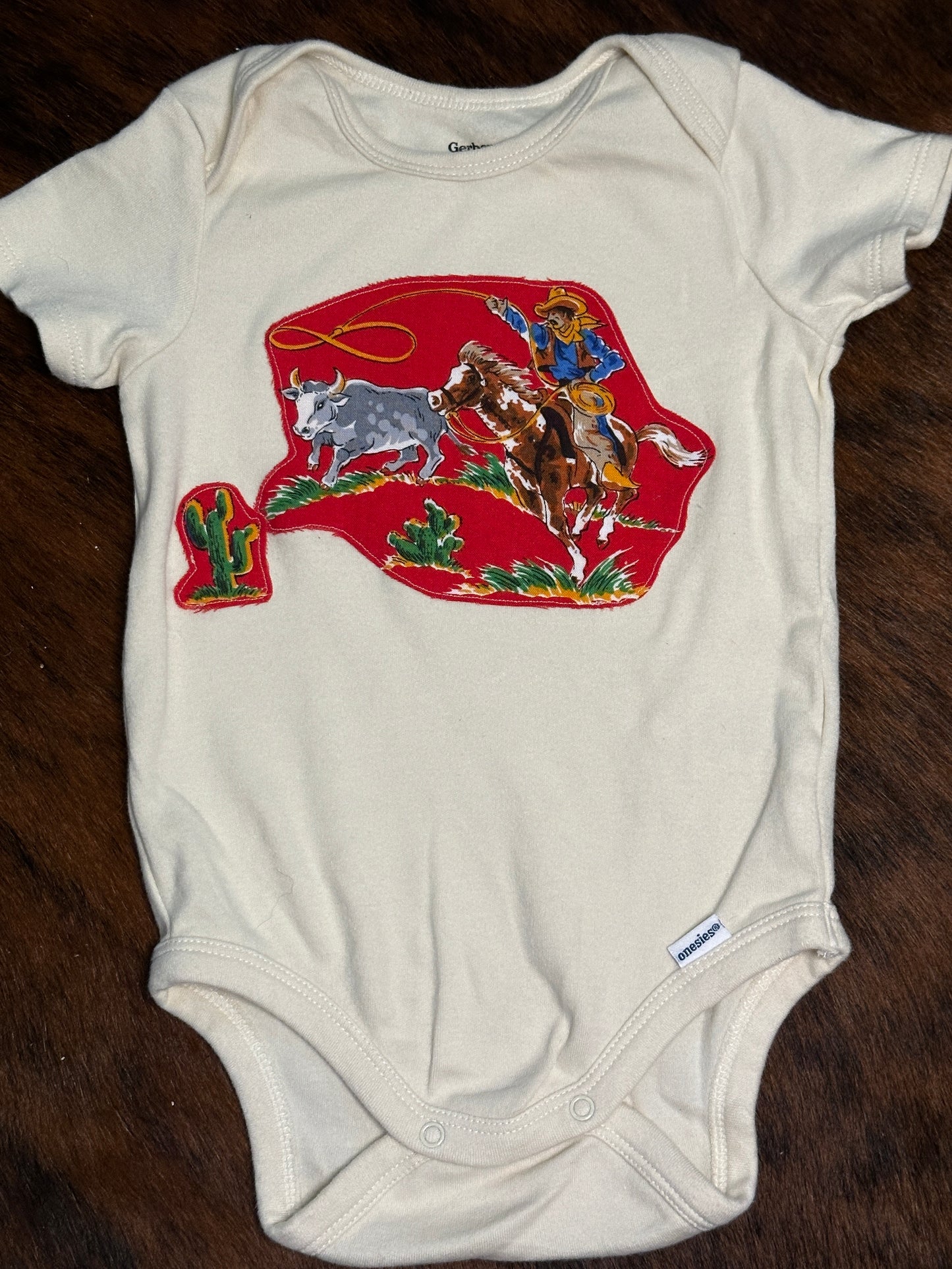 Wild Steer Roper Cream Onesie, Size 12 mons.