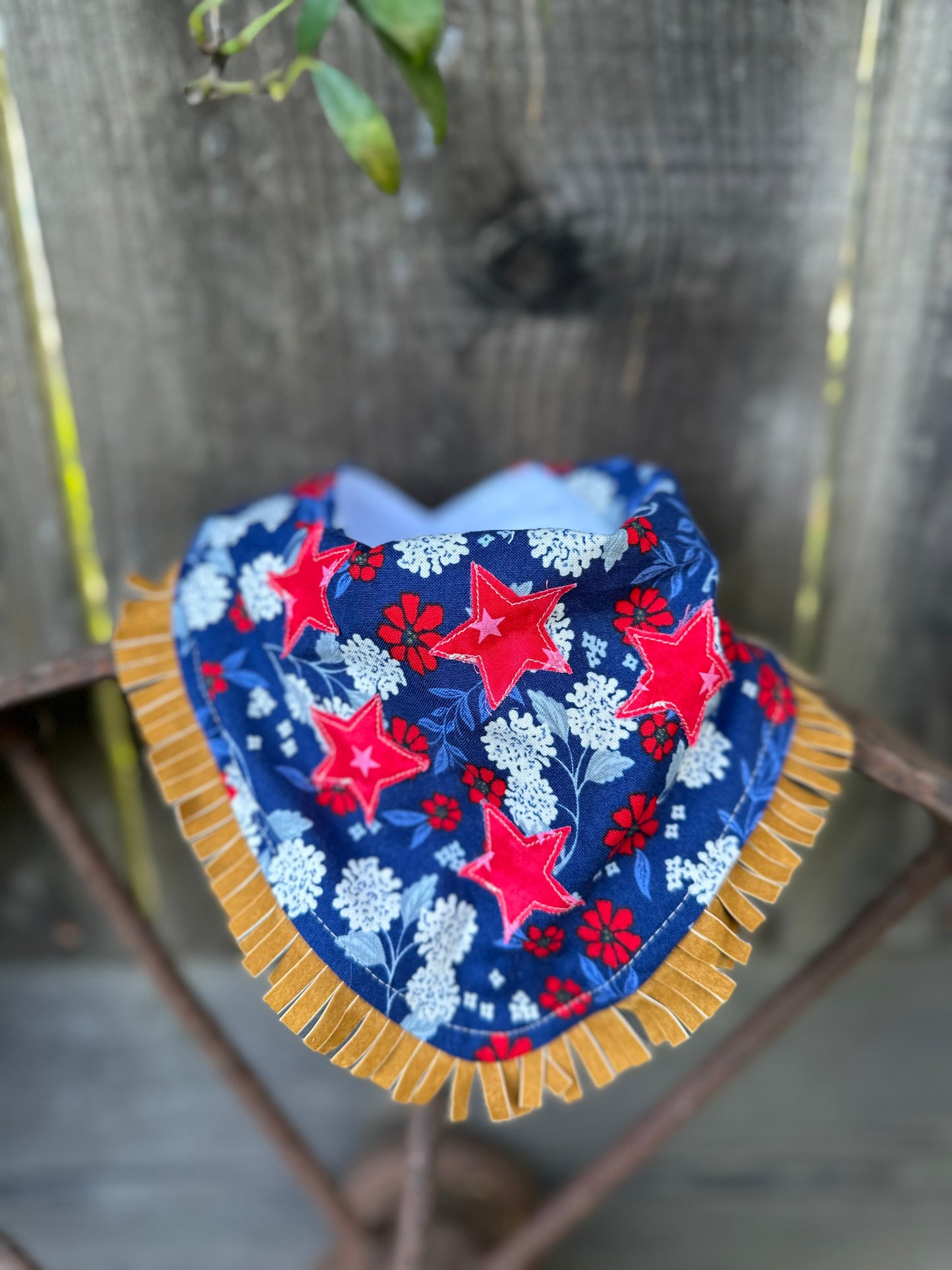 Stars on Floral Lightweight Fourth of July Buckaroo Baby Bib