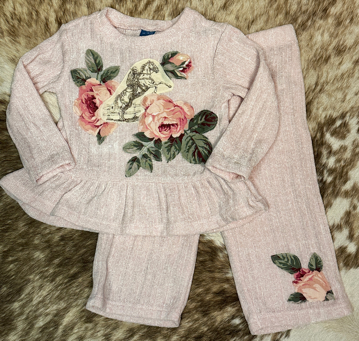 Light Pink Ribbed Chenille Rearing & Roses Set, Size 12-18 mons.