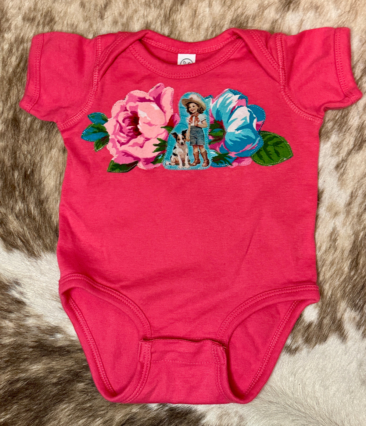 Turquoise Cowgirls & Roses Onesie and Bib Set, Size 6 mons.