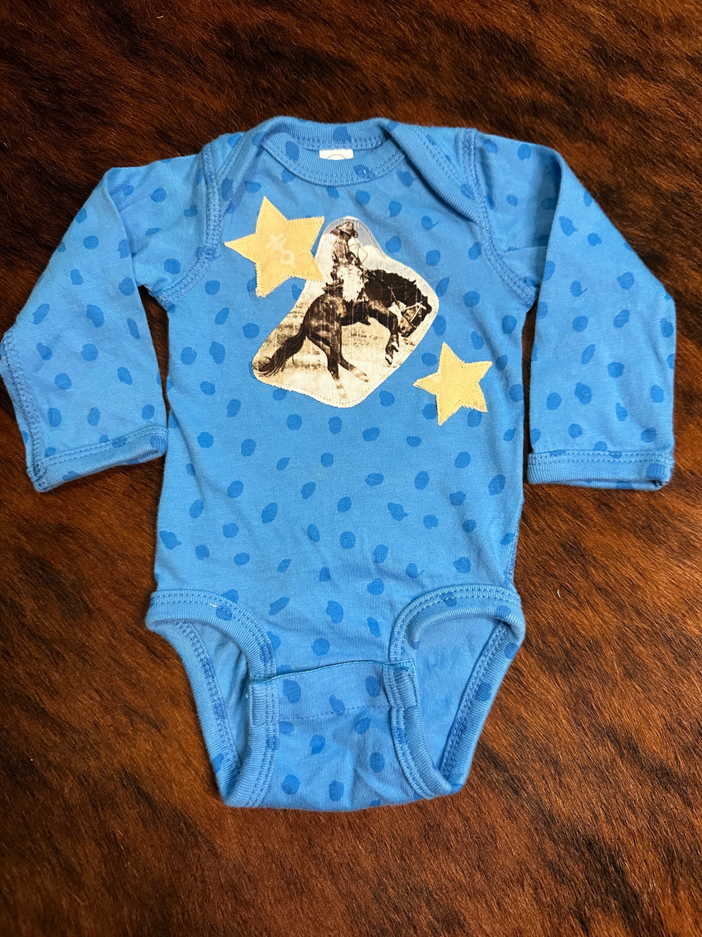 Vintage Bucking Horse & Stars Blue Spotted Onesie, Size Newborn