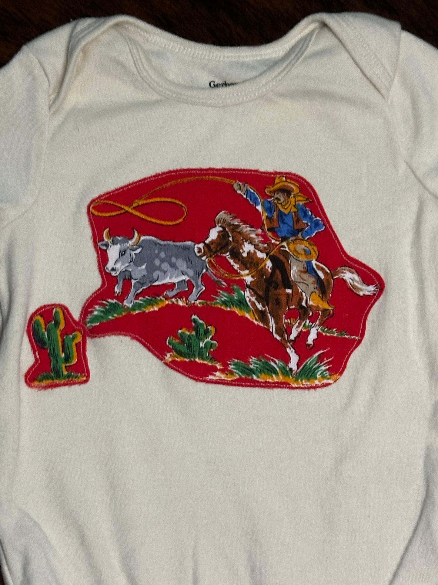 Wild Steer Roper Cream Onesie, Size 12 mons.