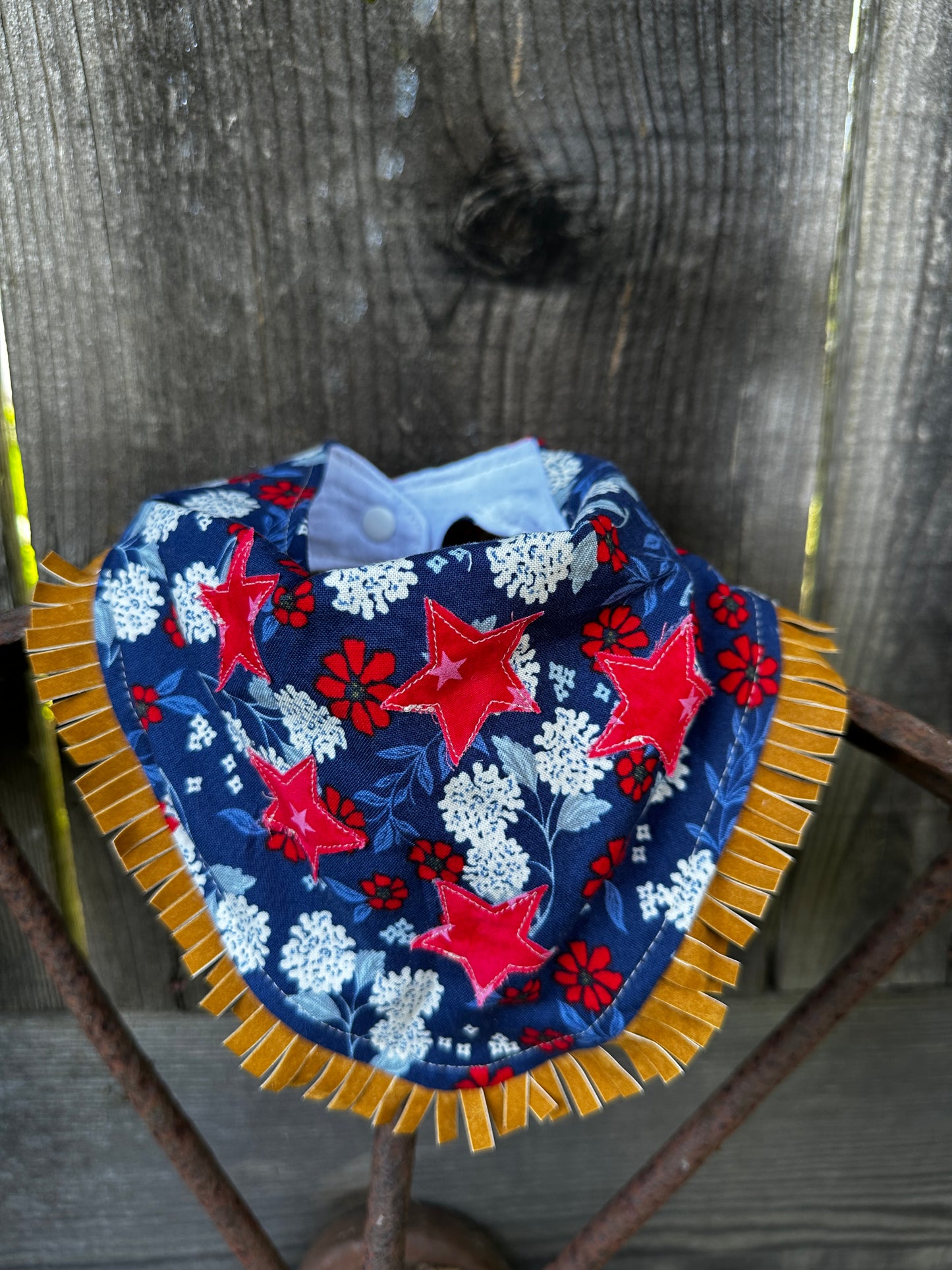 Stars on Floral Lightweight Fourth of July Buckaroo Baby Bib