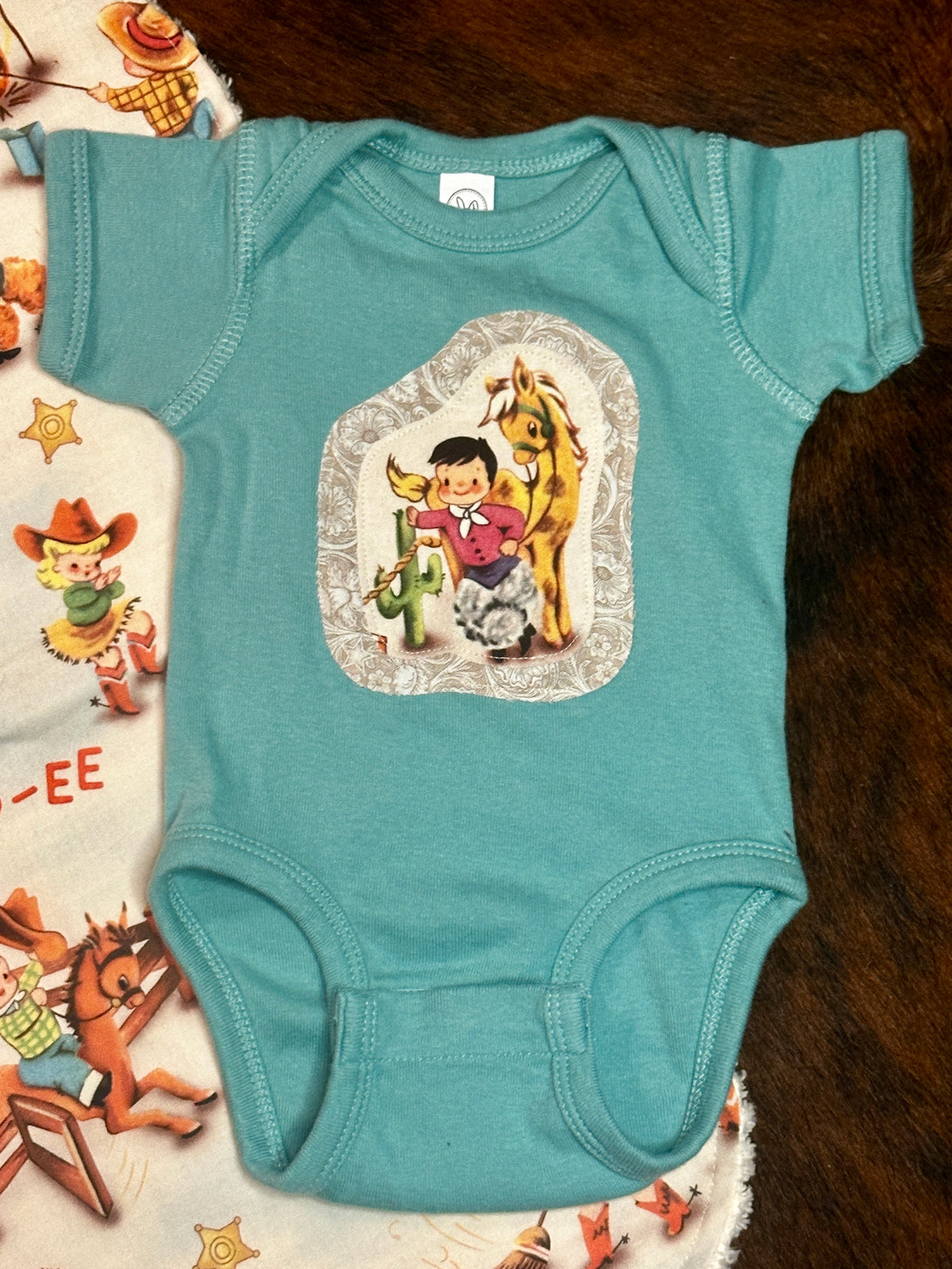 Vintage Cowboy Onesie & Burp Cloth Set, Size Newborn