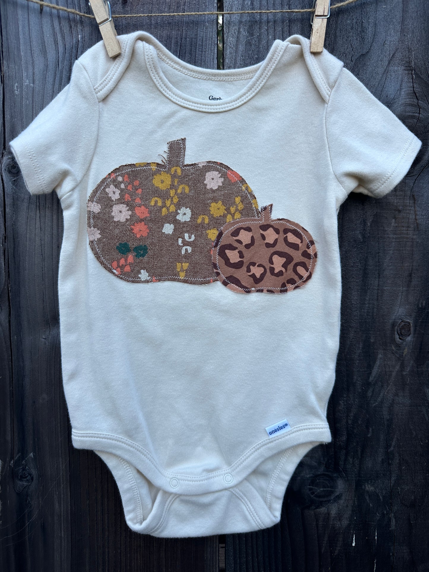 Floral & Leopard Pumpkins Onesie, 12 mons.
