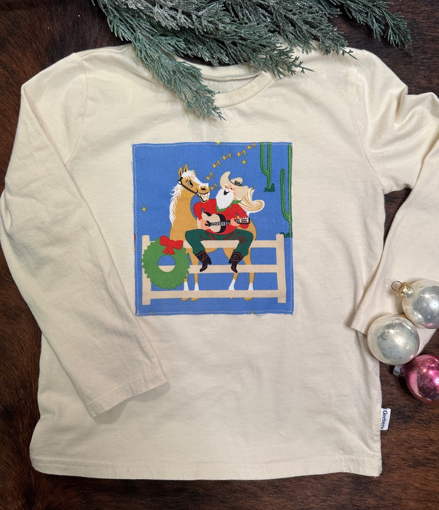 Hansen's Singing Santa Long Sleeve Tee