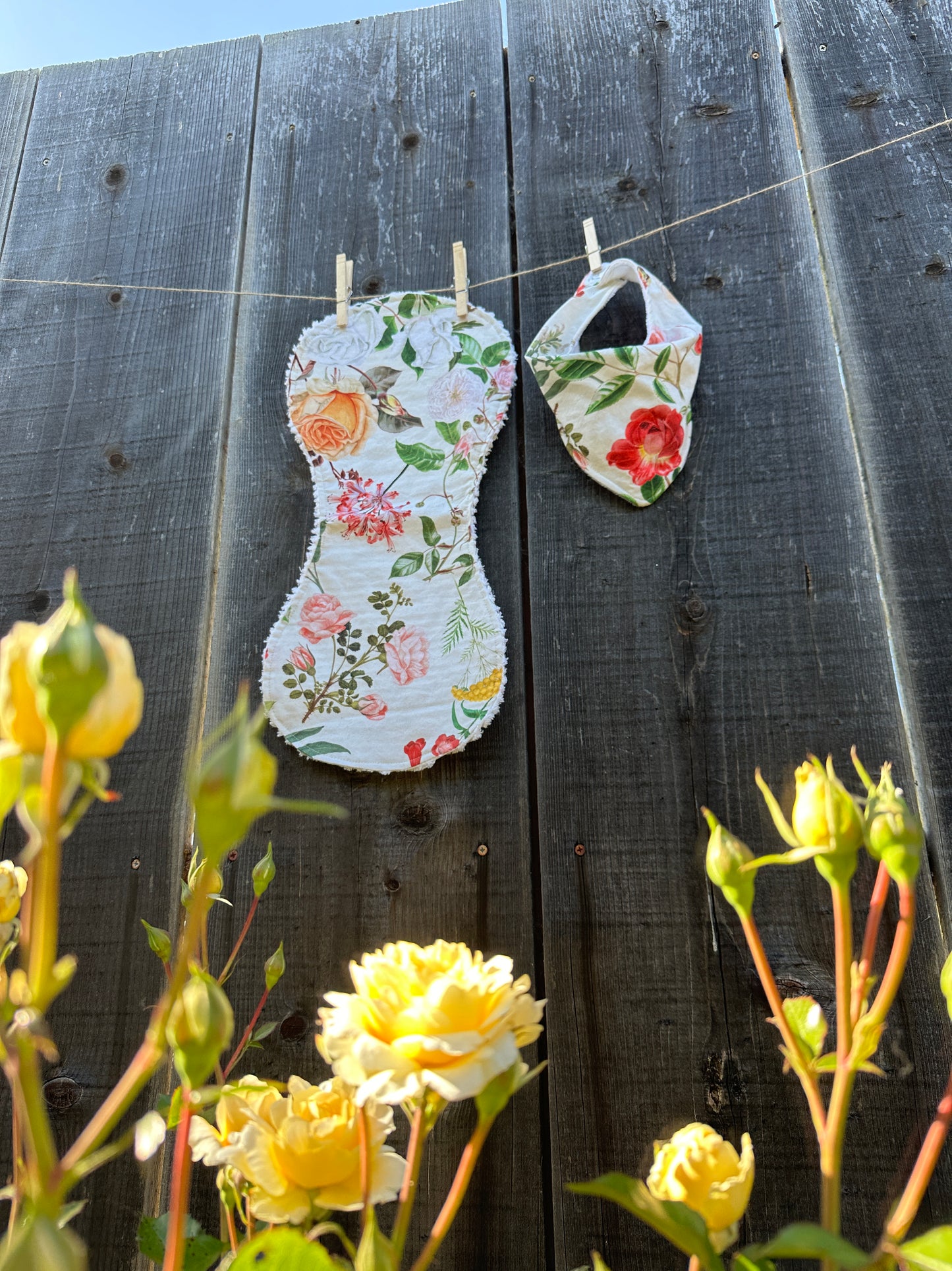 Botanical Floral Print Buckaroo Baby Bib/Burp Cloth Set