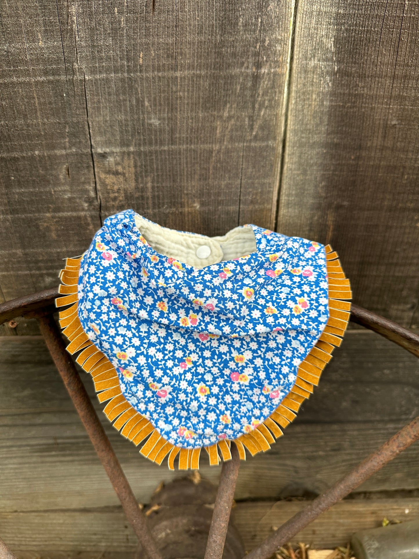 Blue Dainty Floral Buckaroo Baby Bib