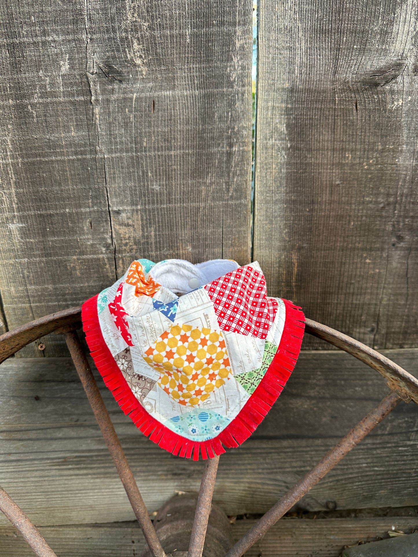 Bright Vintage Quilt Pattern Bib & Burp Cloth Set