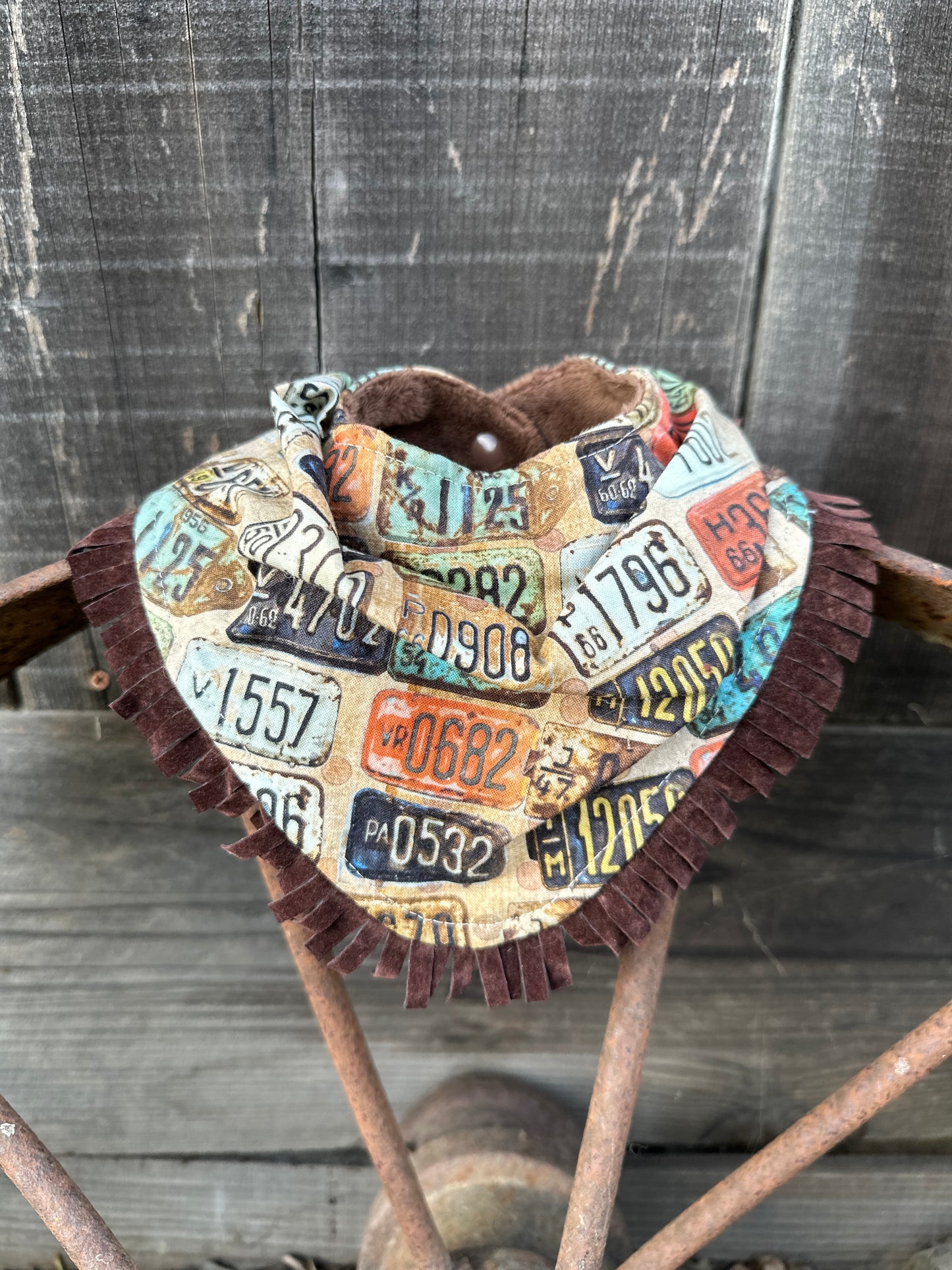 Vintage License Plate Bib & Burp Cloth Set